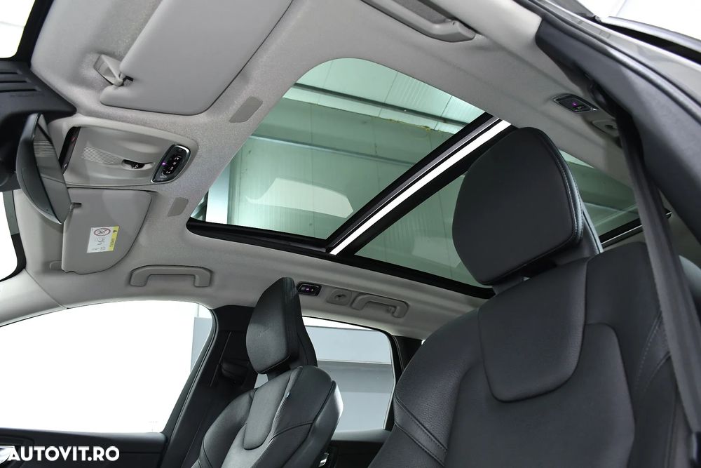 Volvo XC 60 Recharge T8 Twin Engine eAWD Inscription - 20