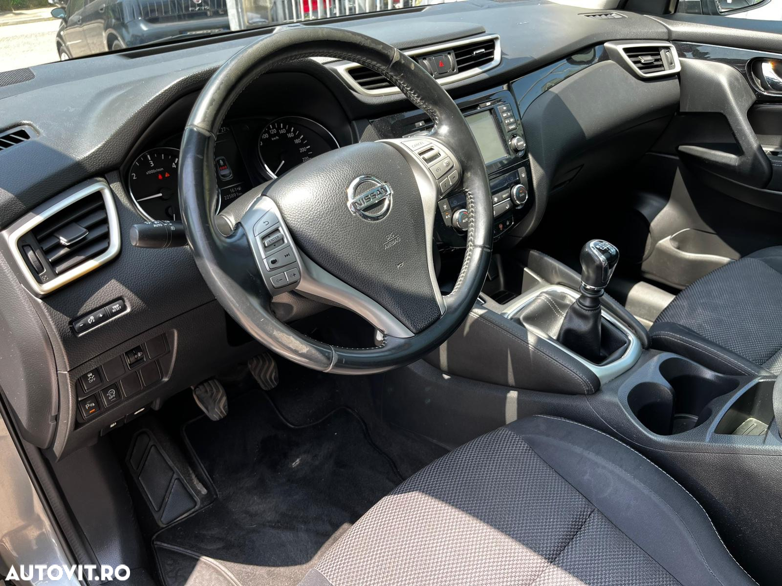 Nissan Qashqai 1.5 DCI Start/Stop Tekna - 15
