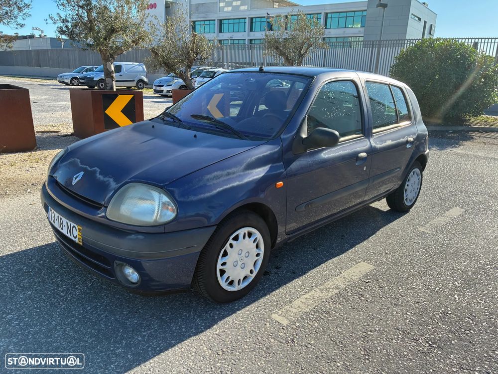 Renault Clio 1.2 RT - 1