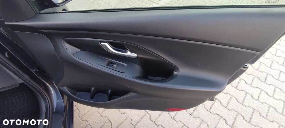 Hyundai i30 1.0 T-GDI Smart - 37