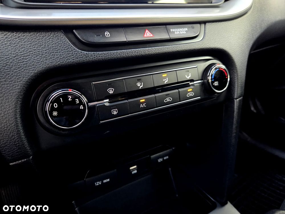 Kia Ceed 1.0 T-GDI M - 32