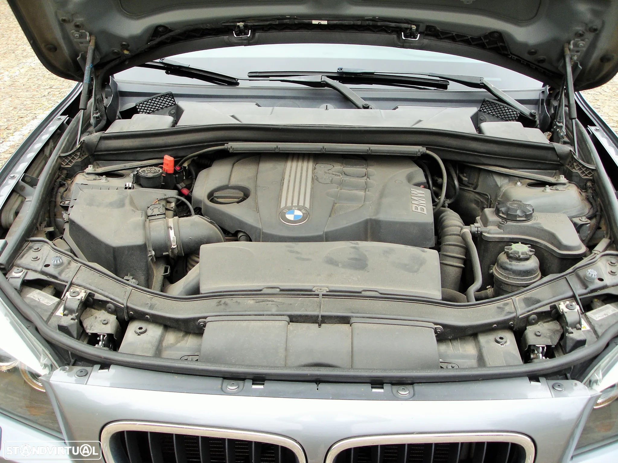 BMW X1 18 d sDrive Auto - 29