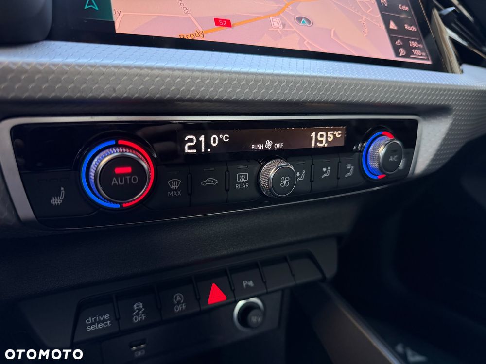 Audi A1 Sportback 35 TFSI S-Line S tronic - 22