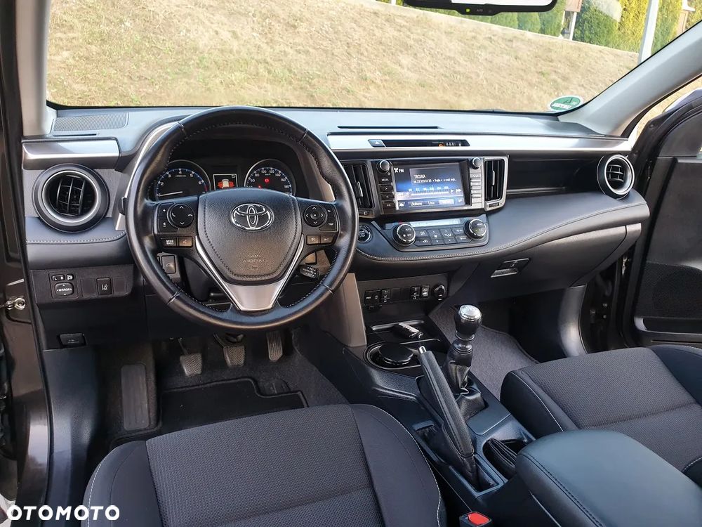 Toyota RAV4 2.0 4x4 - 17