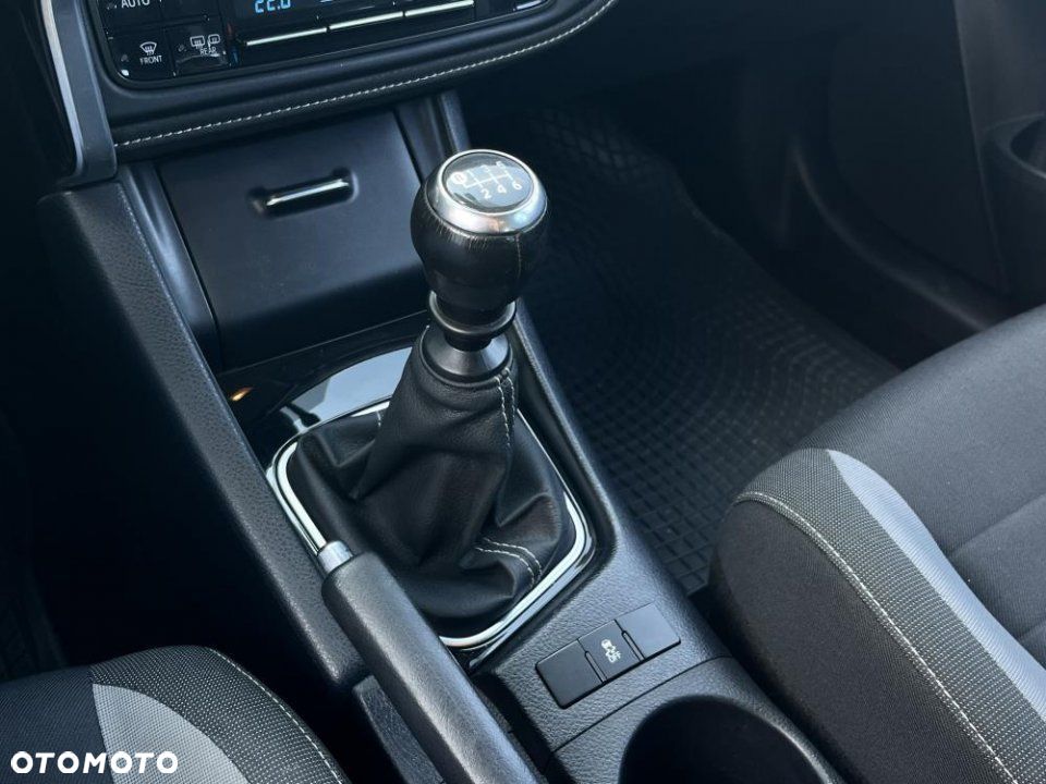 Toyota Auris - 20