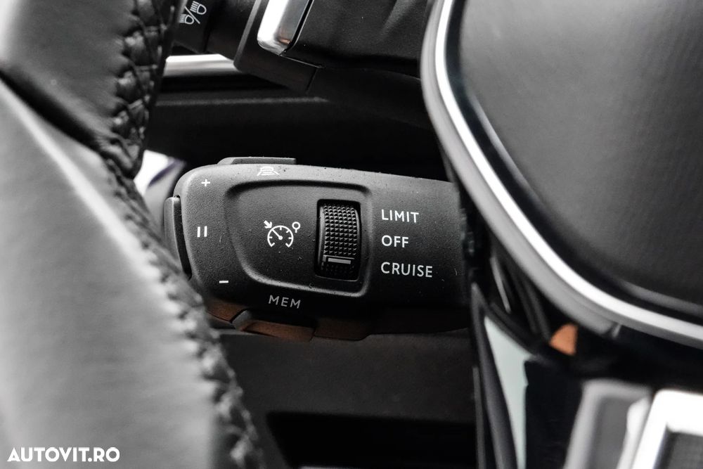 Peugeot 3008 1.5 BlueHDI 130 S&S EAT8 Allure - 26