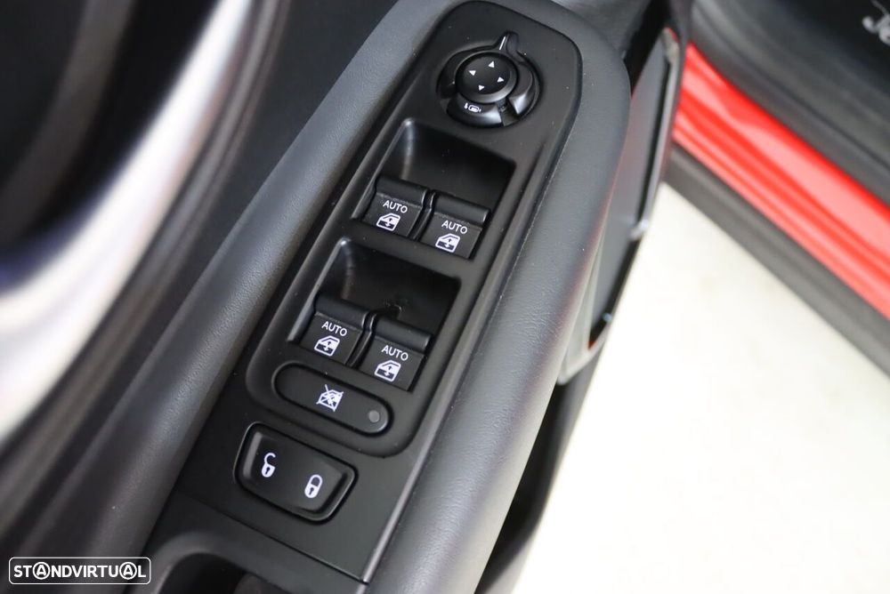 Jeep Renegade 1.0 T-GDI Night Eagle - 19