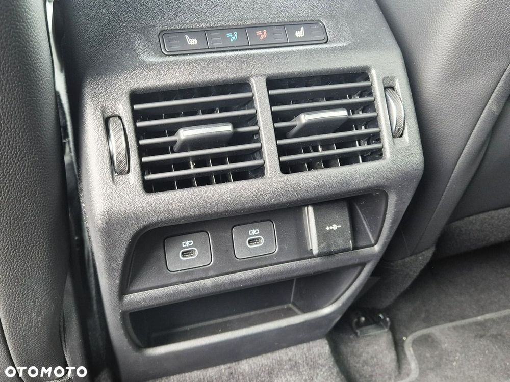 Land Rover Discovery Sport D200 Landmark - 28