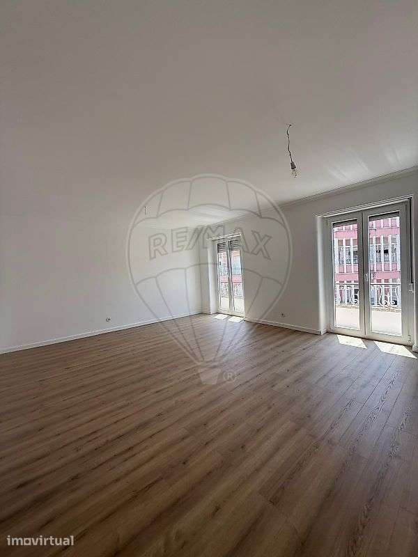 Apartamento T3 para arrendamento - Grande imagem: 2/30