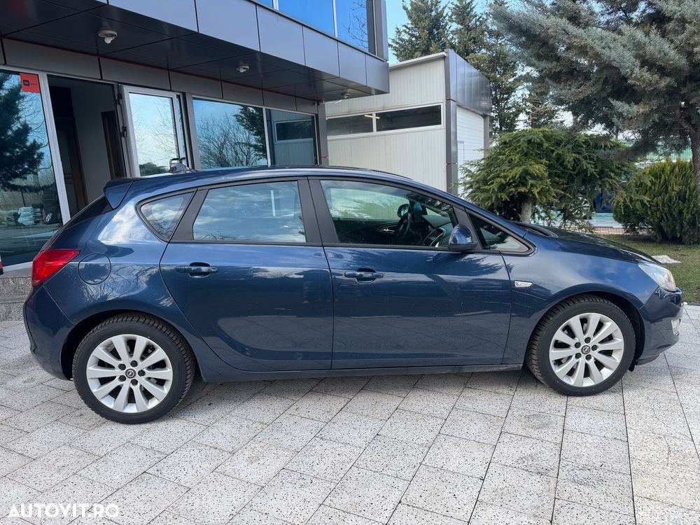 Opel Astra 1.7 CDTI DPF Design Edition - 16