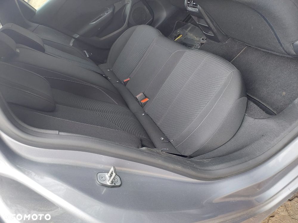 Peugeot 308 - 9