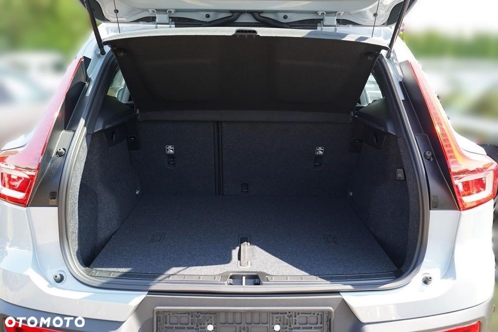 Volvo XC 40 B3 Essential - 7