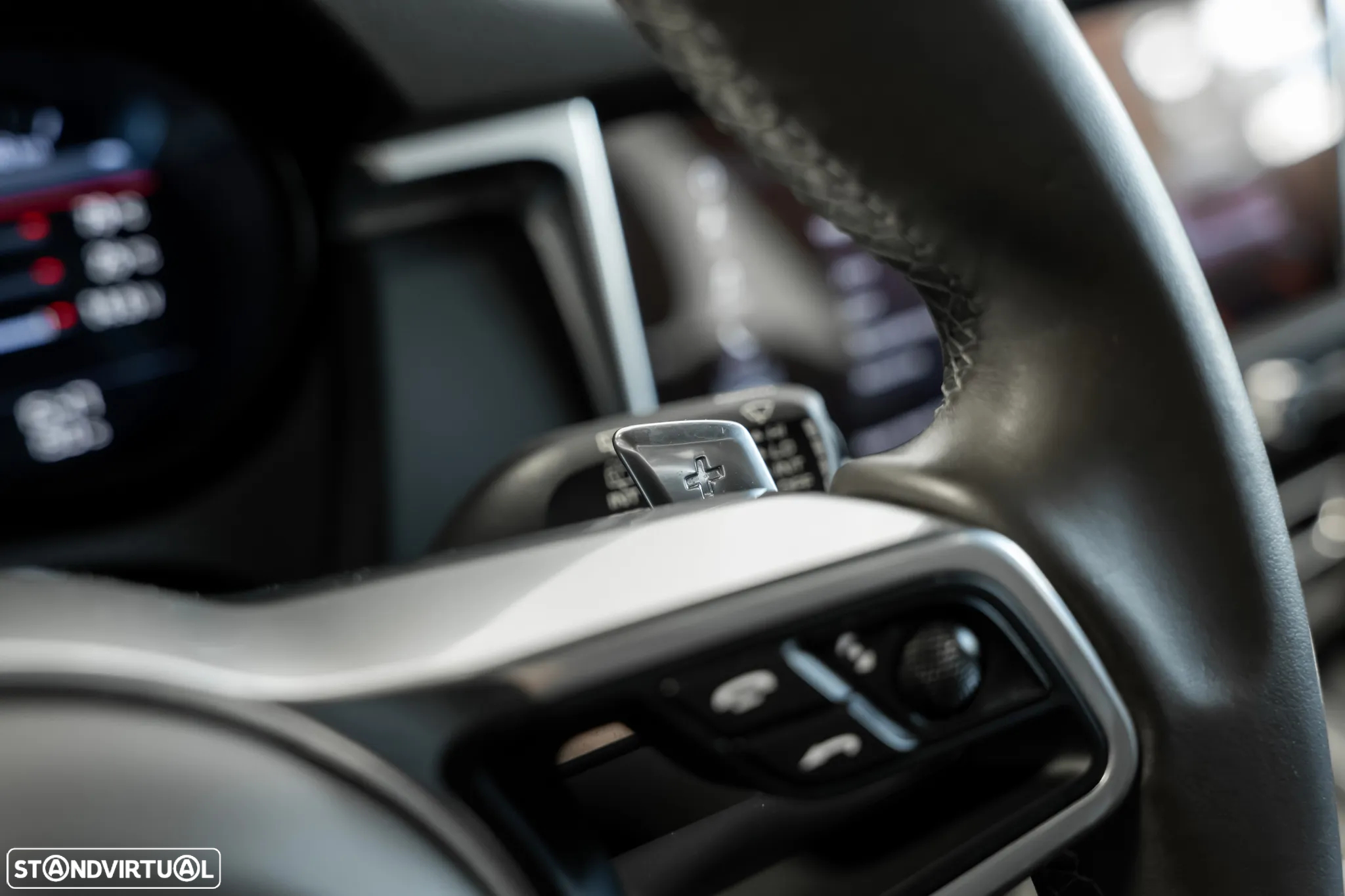 Porsche Macan Standard - 18
