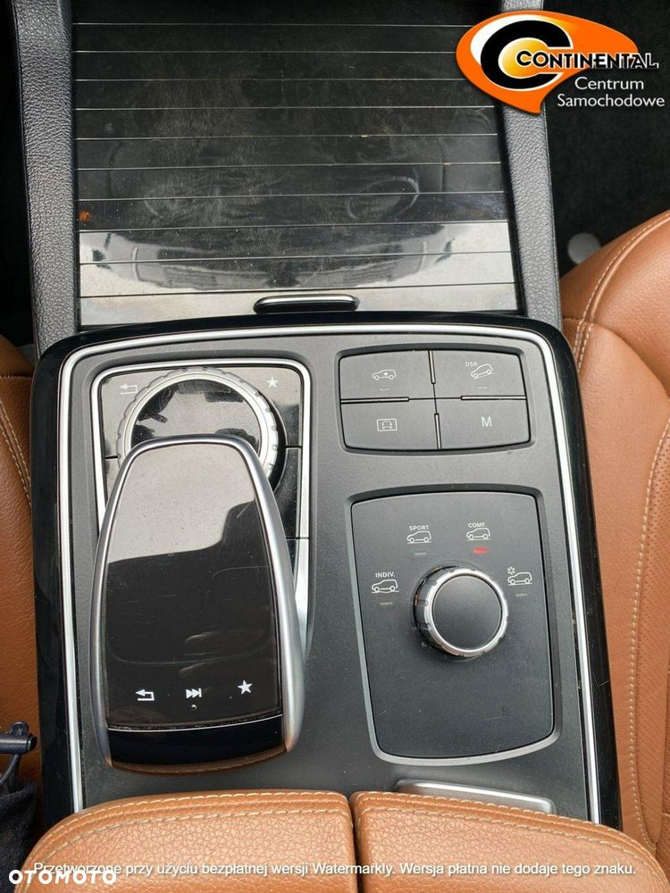 Mercedes-Benz GLE - 11