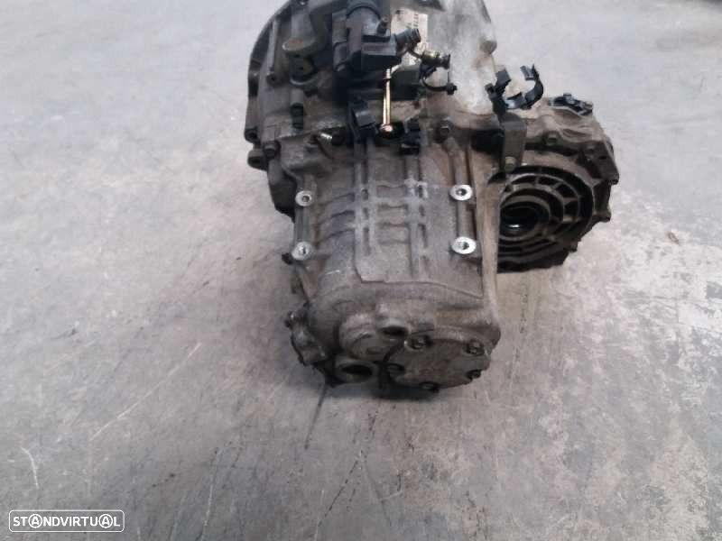 CAIXA VELOCIDADES NISSAN PRIMERA 2003 - 3