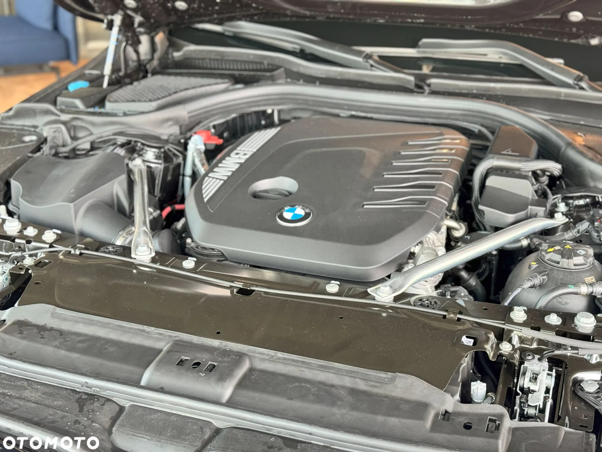 BMW Seria 5 540d xDrive mHEV - 15