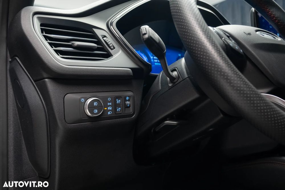 Ford Kuga 2.5 Duratec FHEV ST-LINE - 24