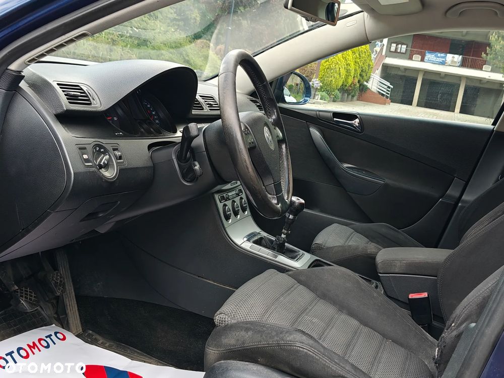 Volkswagen Passat 2.0 TDI DPF Comfortline - 10