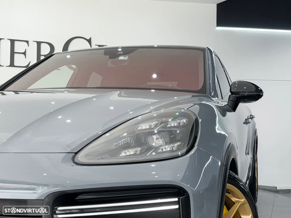 Porsche Cayenne Coupé Turbo GT Tiptronic S - 32