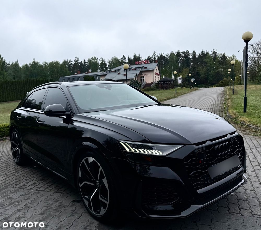 Audi RS Q8 - 4