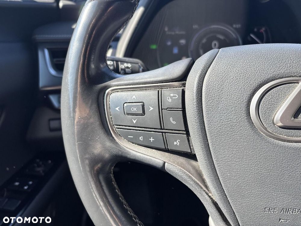 Lexus UX 250h GPF F Impression 2WD - 16