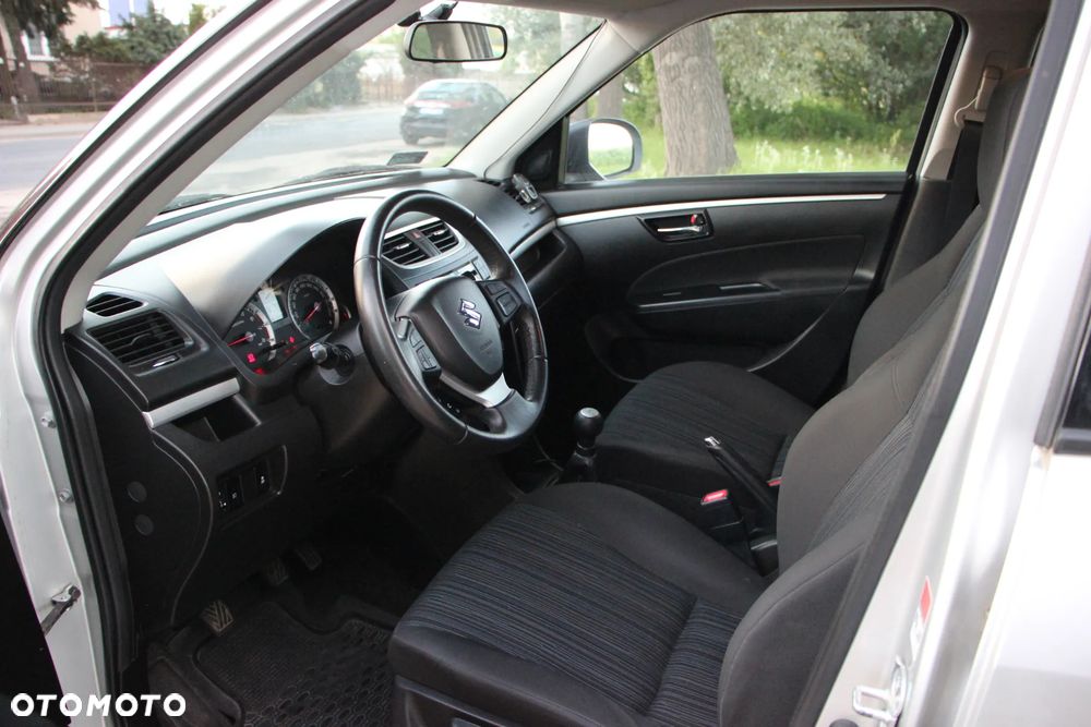 Suzuki Swift - 13
