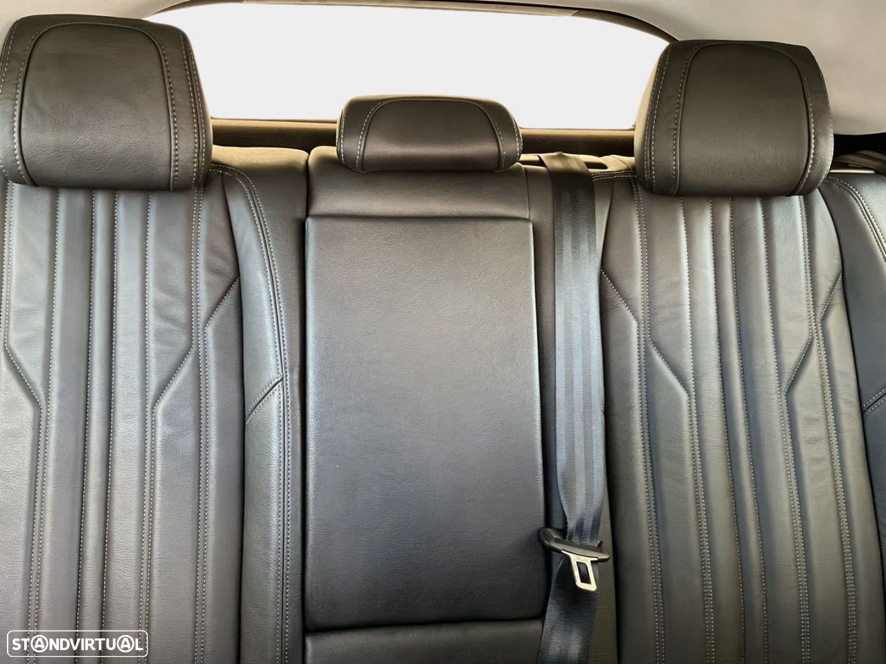 Peugeot 508 1.6 Hybrid Allure e-EAT8 - 21