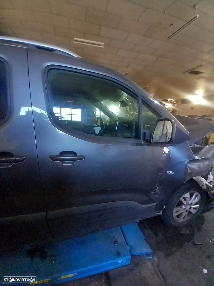 Porta Frente Direita Peugeot Rifter  Ano 2020 - 1