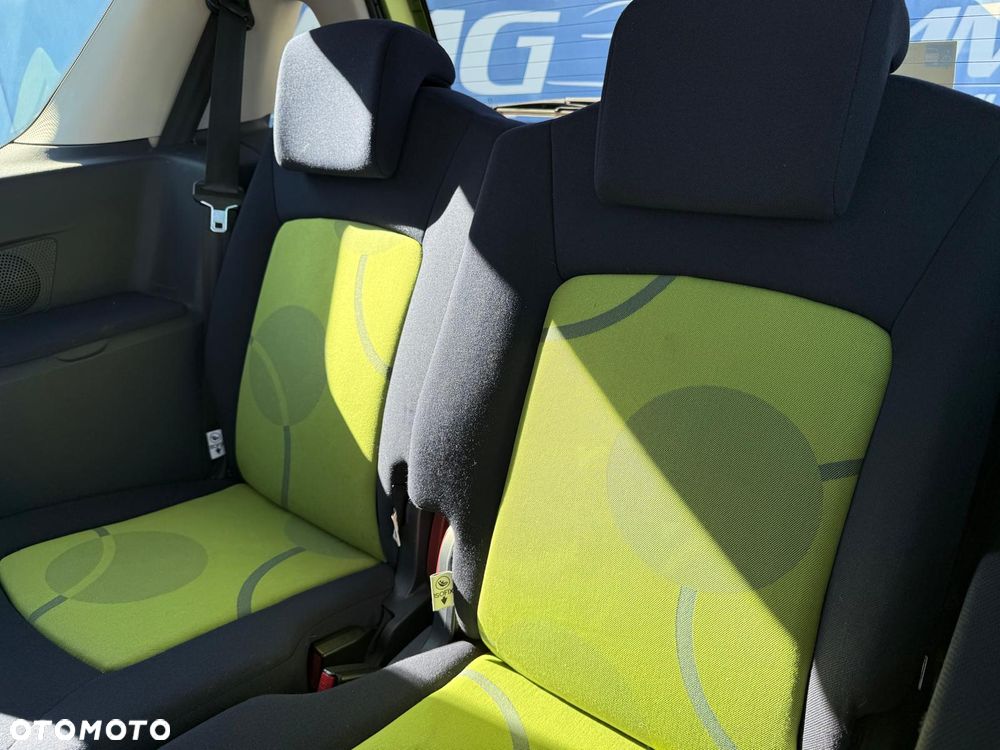 Peugeot 1007 1.6 Trendy 2-Tronic - 11