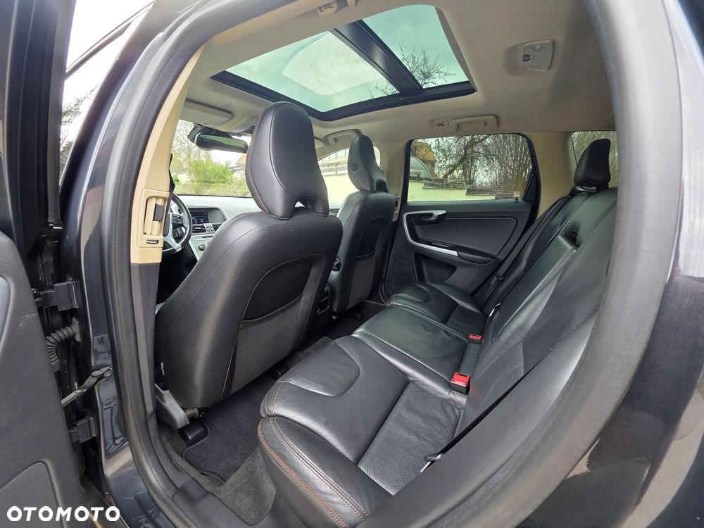 Volvo XC 60 D3 AWD Summum - 8