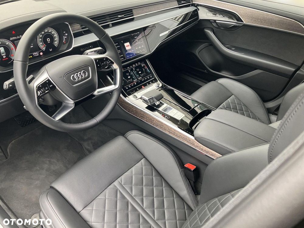 Audi A8 - 9