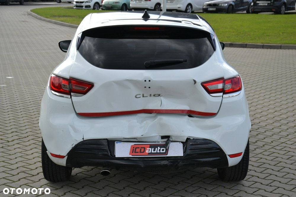 Renault Clio - 6