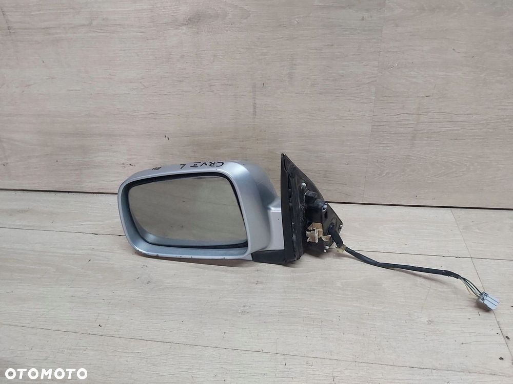 Honda CR-V II RD Lampa lewy tył EU - 2