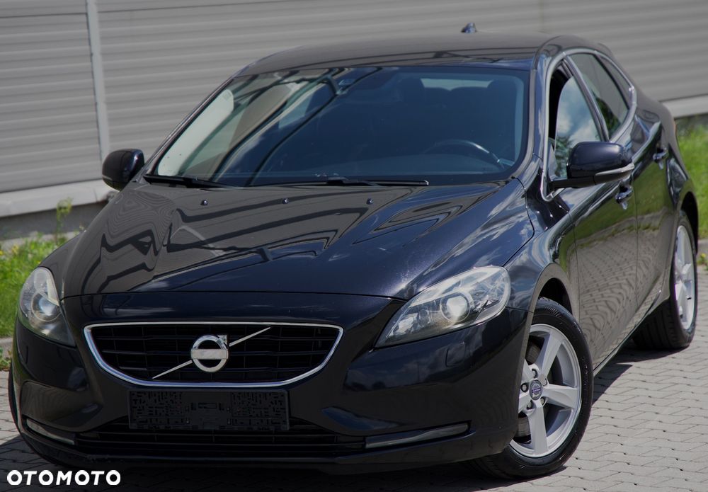 Volvo V40 D3 Momentum - 6