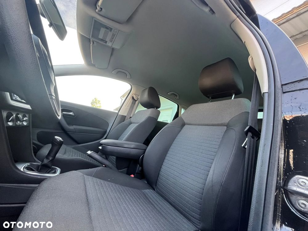 Volkswagen Polo - 18