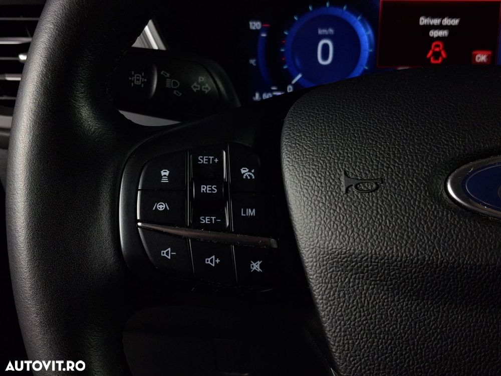 Ford Kuga - 16
