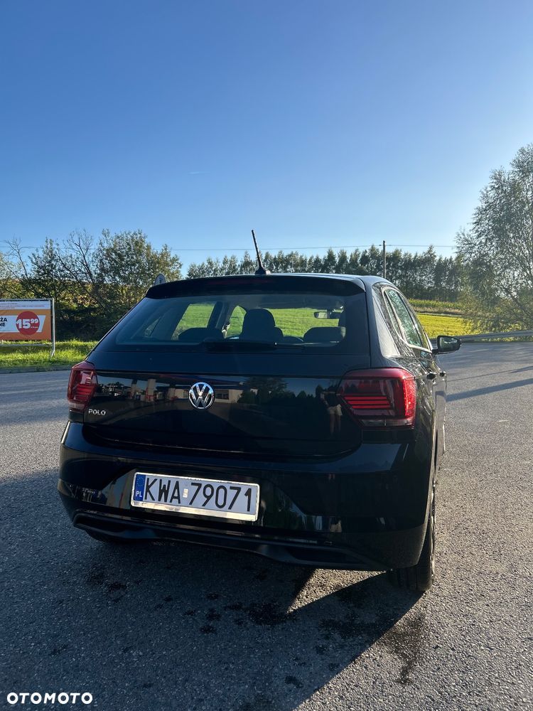 Volkswagen Polo - 2
