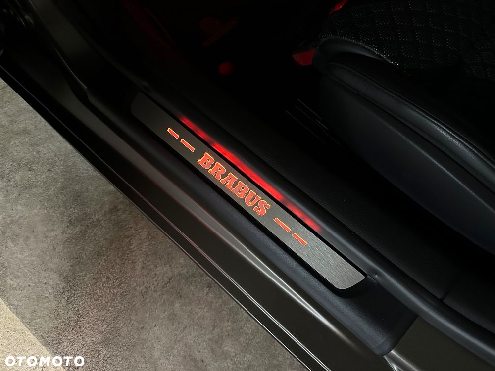 Mercedes-Benz SL AMG 63 4-Matic+ - 24