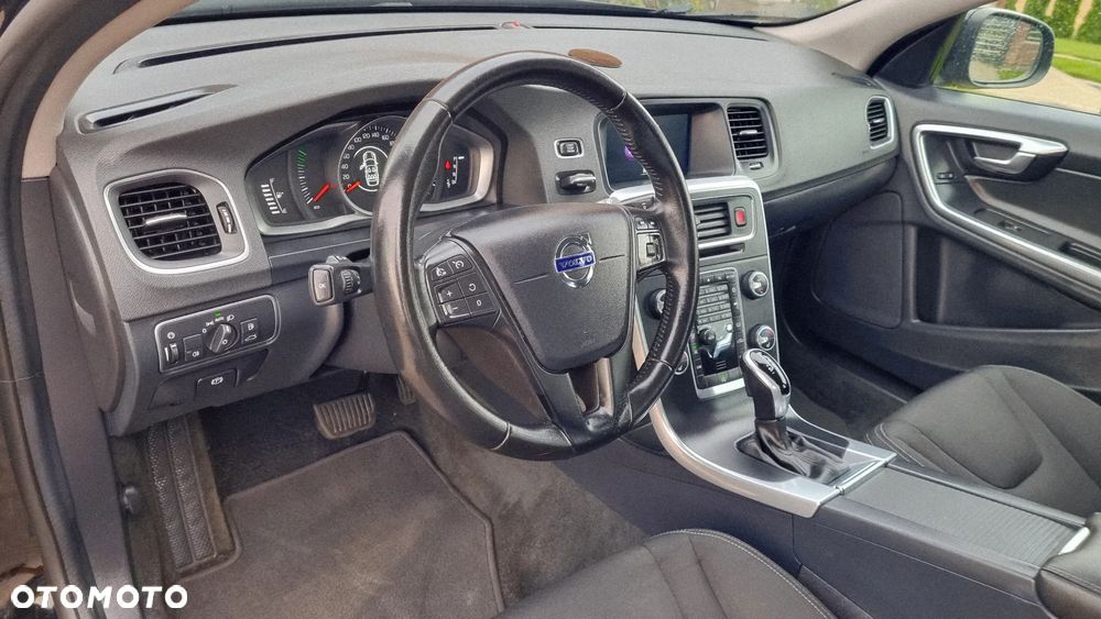 Volvo V60 D3 Geartronic Linje Business - 13