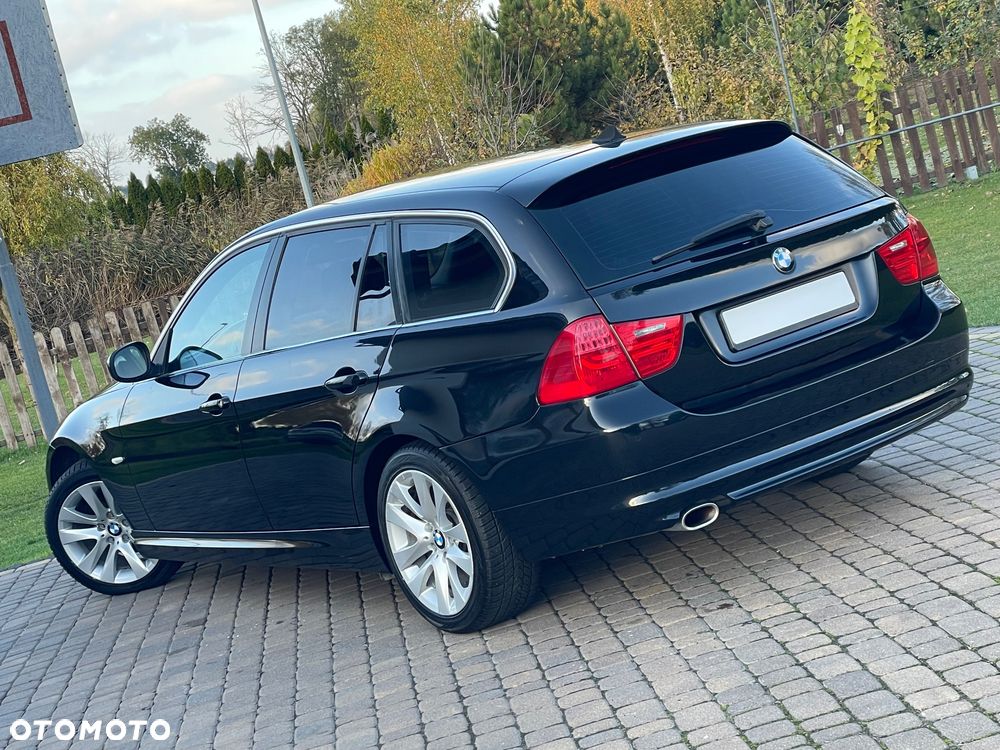 BMW 3 Series 2012 photo 4