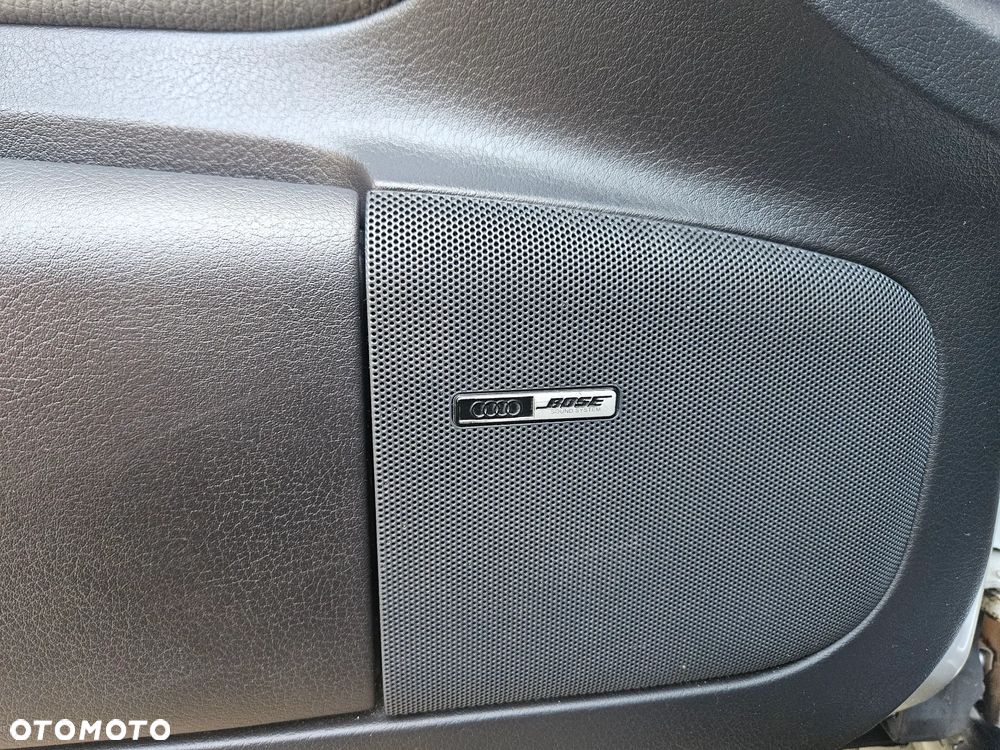Audi A6 Allroad - 11