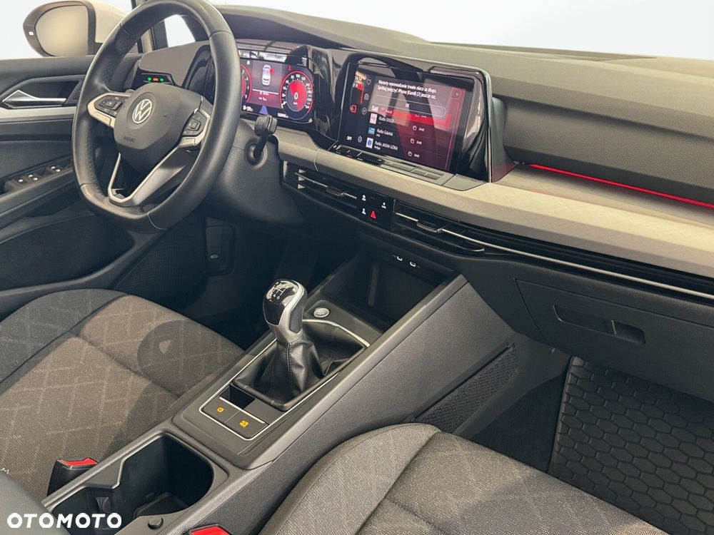 Volkswagen Golf - 21