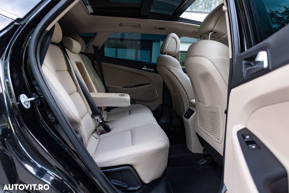 Hyundai Tucson 2.0 CRDI 4WD Automatik Premium - 34