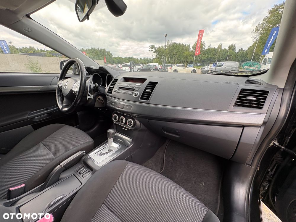 Mitsubishi Lancer 1.8 Clear Tec CVT Plus - 34