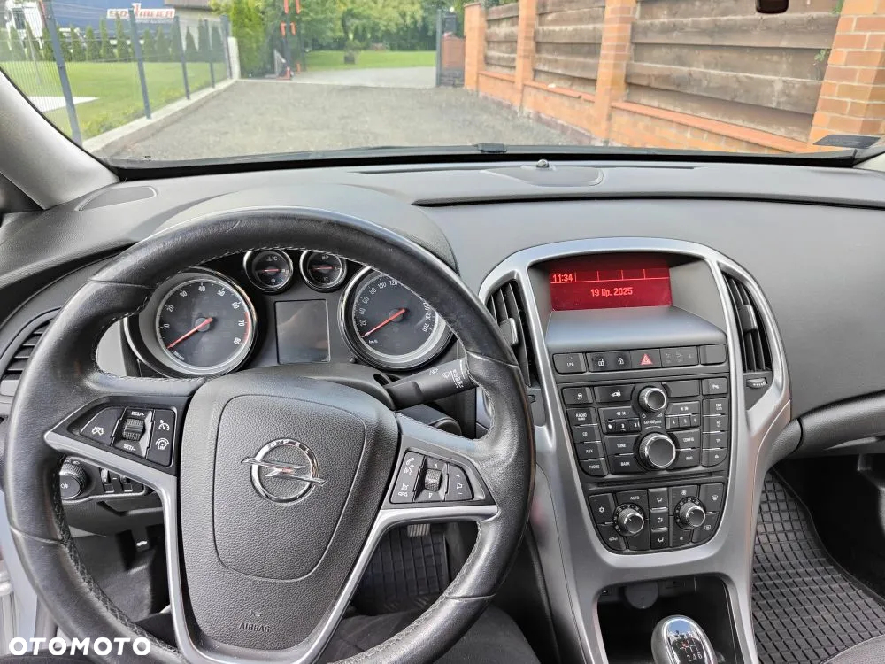 Opel Astra IV 1.4 T Business EU6 - 14