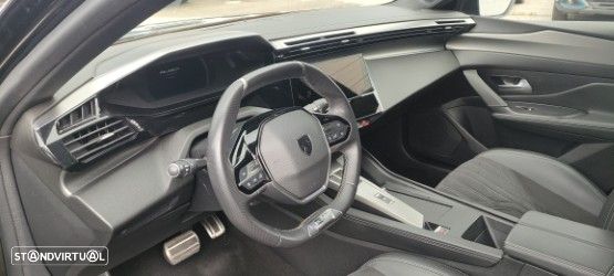 Peugeot 308 1.2 PureTech GT EAT8 - 8