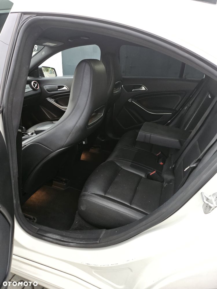 Mercedes-Benz CLA - 6