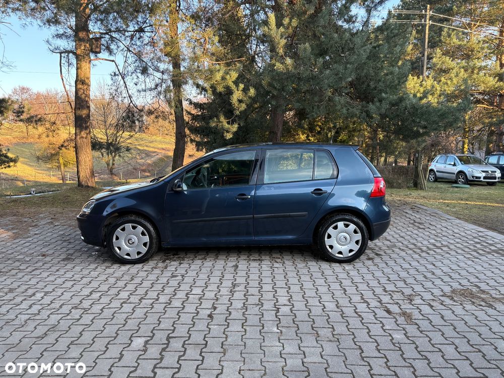 Volkswagen Golf 1.9 TDI Comfortline DSG - 2