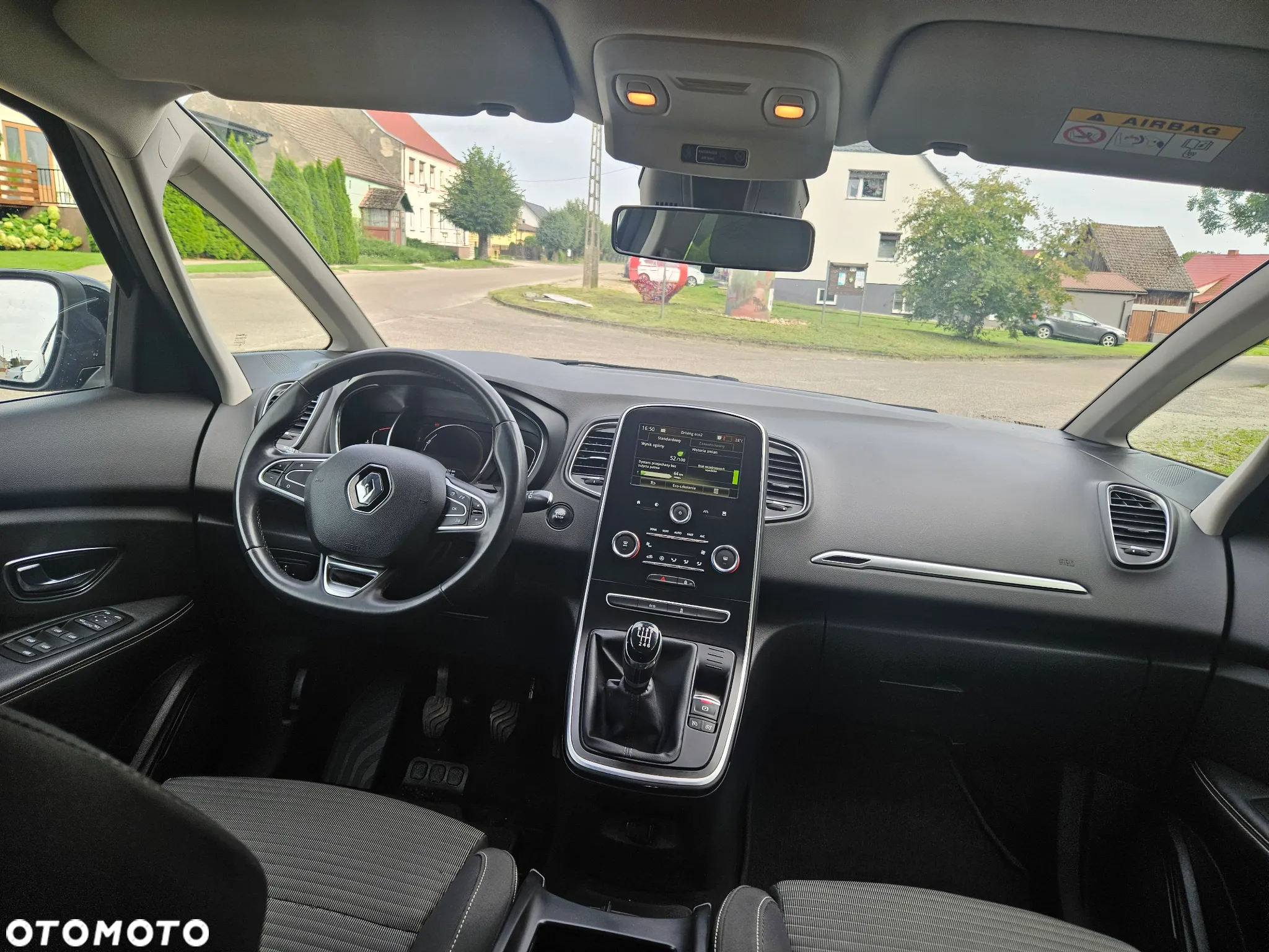 Renault Grand Scenic BLUE dCi 120 LIMITED - 9