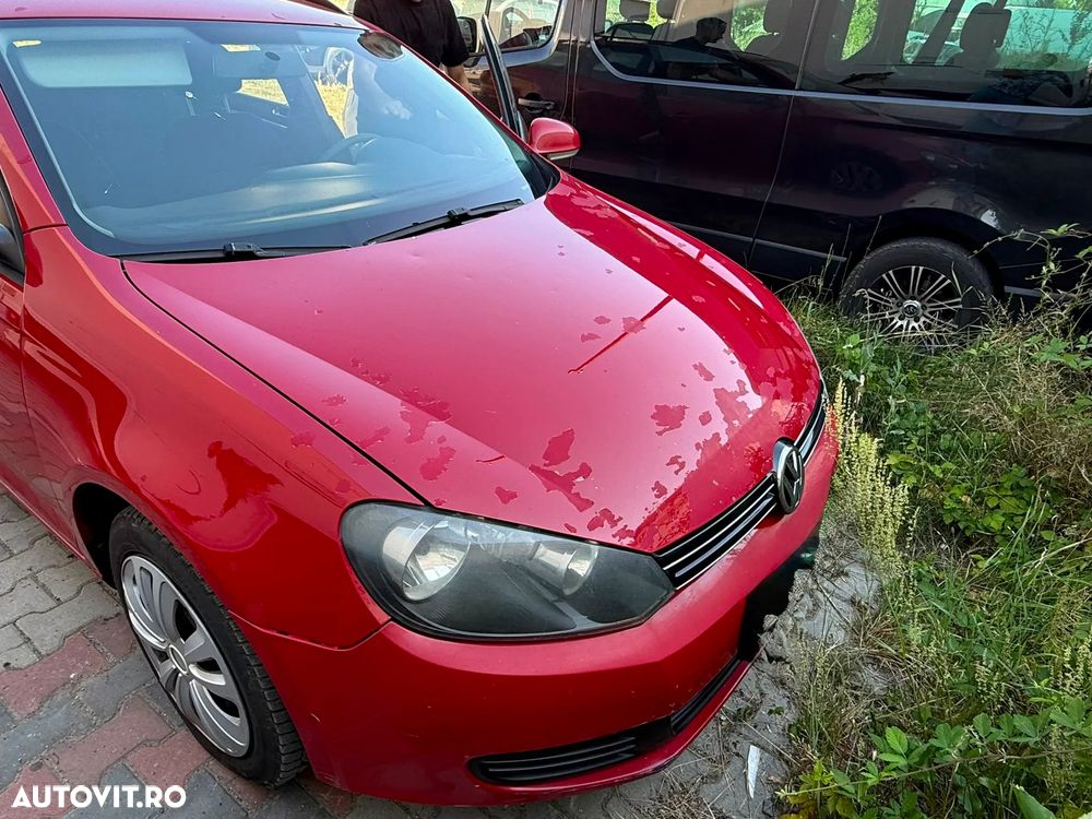 Volkswagen Golf - 5
